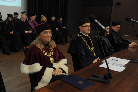 Click to zoom the picture.