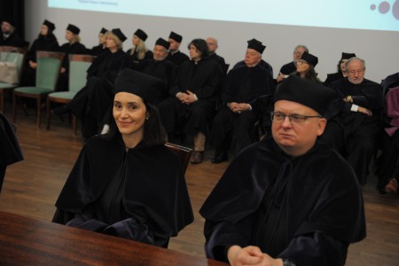 Click to zoom the picture.