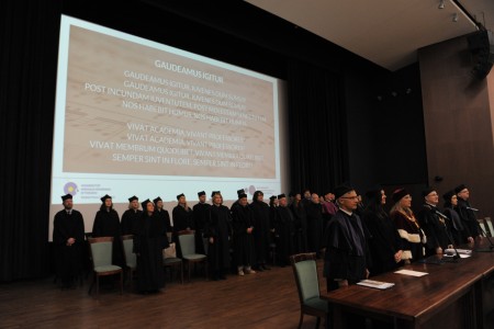 Click to zoom the picture.