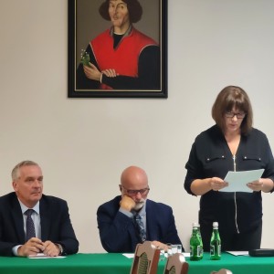 Click to zoom the picture.