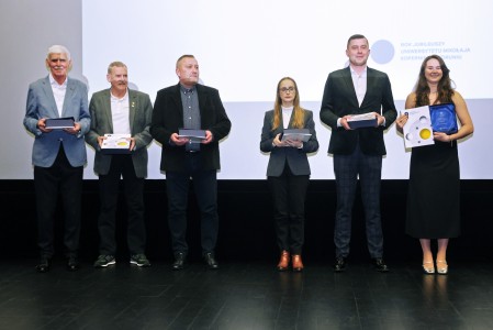 Kliknij, aby powiększyć zdjęcie.