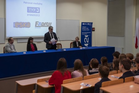 VI edycja warsztatów dla licealistów. Kliknij, aby powiększyć zdjęcie.