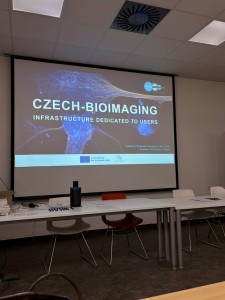 Multidimensional and Analytical Electron Microscopy for Life Scientists. Kliknij, aby powiększyć zdjęcie.