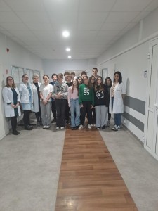 Praktyczne Warsztaty dla Uczniów Szkoły Podstawowej nr 30 im. Szarych Szeregów  z Oddziałami Dwujęzycznymi w Bydgoszczy organizowane przez Katedrę Patobiochemii i Chemii Klinicznej. Kliknij, aby powiększyć zdjęcie.