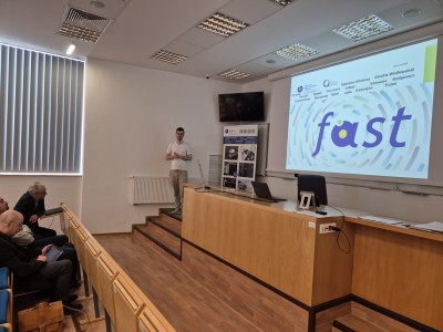 Kadry z XV finału Konkursu FAST  - prezentacje w salach wykładowych, ogłoszenie wyników. Kliknij, aby powiększyć zdjęcie.