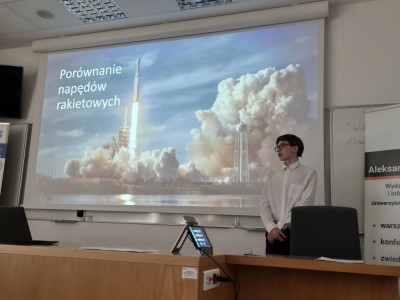 Kadry z XV finału Konkursu FAST  - prezentacje w salach wykładowych, ogłoszenie wyników. Kliknij, aby powiększyć zdjęcie.