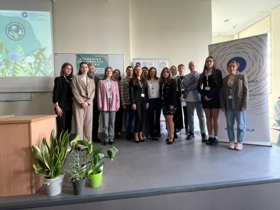 Wiosna Młodych Naukowców. Od pasji do innowacji – konferencja studencka na Wydziale Farmaceutycznym. Kliknij, aby powiększyć zdjęcie.