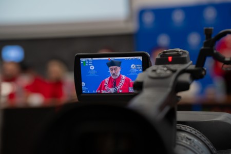 Uroczyste Dyplomatorium kierunku Farmacja 05 kwietnia 2025 r.. Kliknij, aby powiększyć zdjęcie.