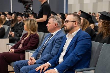 Uroczyste Dyplomatorium kierunku Farmacja 05 kwietnia 2025 r.. Kliknij, aby powiększyć zdjęcie.