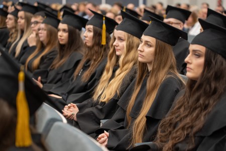 Uroczyste Dyplomatorium kierunku Farmacja 05 kwietnia 2025 r.. Kliknij, aby powiększyć zdjęcie.