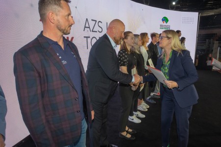 Kliknij, aby powiększyć zdjęcie.