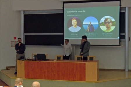Kadry z auli Wydziału Matematyki i Informatyki z III edycji Międzywydziałowego Konkursu Projektów Zespołowych. Kliknij, aby powiększyć zdjęcie.
