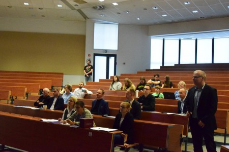 Kadry z auli Wydziału Matematyki i Informatyki z III edycji Międzywydziałowego Konkursu Projektów Zespołowych. Kliknij, aby powiększyć zdjęcie.