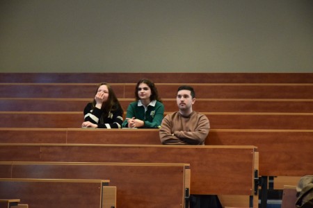Kadry z auli Wydziału Matematyki i Informatyki z III edycji Międzywydziałowego Konkursu Projektów Zespołowych. Kliknij, aby powiększyć zdjęcie.