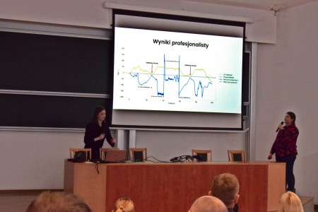 Kadry z auli Wydziału Matematyki i Informatyki z III edycji Międzywydziałowego Konkursu Projektów Zespołowych. Kliknij, aby powiększyć zdjęcie.