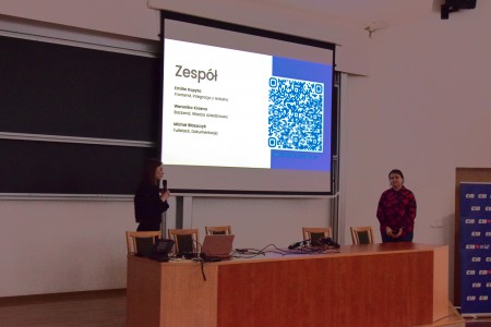 Kadry z auli Wydziału Matematyki i Informatyki z III edycji Międzywydziałowego Konkursu Projektów Zespołowych. Kliknij, aby powiększyć zdjęcie.