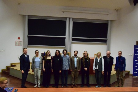Kadry z auli Wydziału Matematyki i Informatyki z III edycji Międzywydziałowego Konkursu Projektów Zespołowych. Kliknij, aby powiększyć zdjęcie.