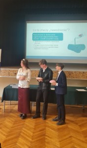 Wydział Farmaceutyczny Collegium Medicum w Bydgoszczy UMK w Toruniu partnerem III edycji Ponadpowiatowego Konkursu Biologiczno-Chemicznego Północnej Wielkopolski. Kliknij, aby powiększyć zdjęcie.
