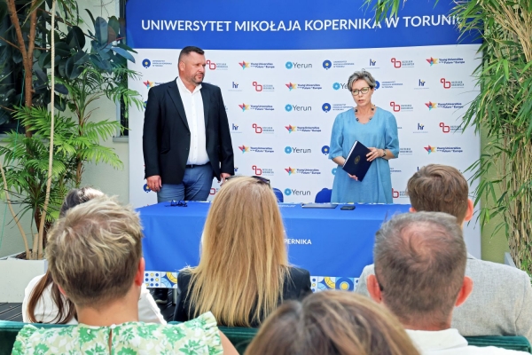 Kliknij, aby powiększyć zdjęcie.