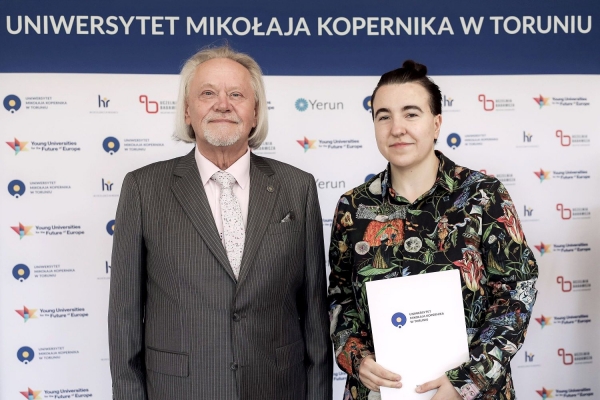 Kliknij, aby powiększyć zdjęcie.