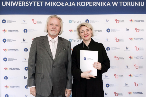 Kliknij, aby powiększyć zdjęcie.