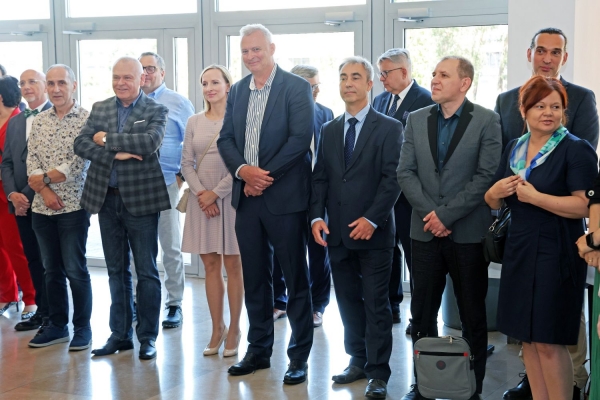 Kliknij, aby powiększyć zdjęcie.