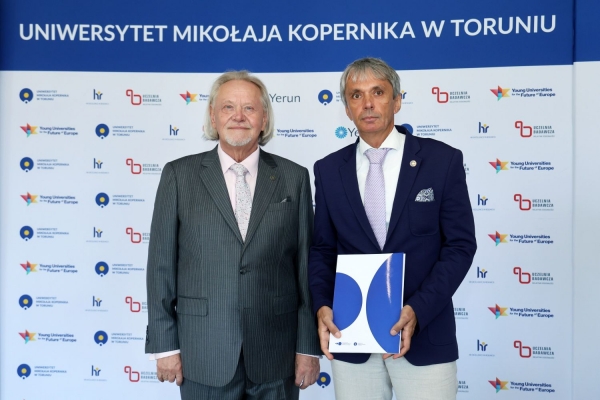 Kliknij, aby powiększyć zdjęcie.