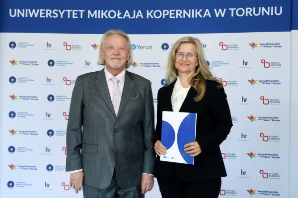 Kliknij, aby powiększyć zdjęcie.