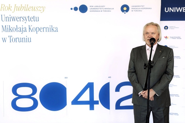 Kliknij, aby powiększyć zdjęcie.