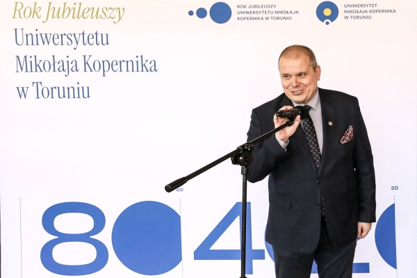 Kliknij, aby powiększyć zdjęcie.