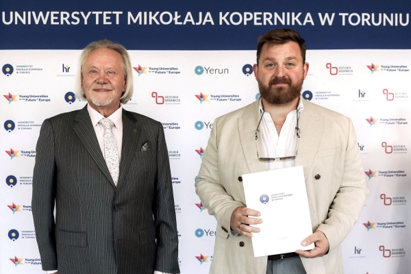 Kliknij, aby powiększyć zdjęcie.