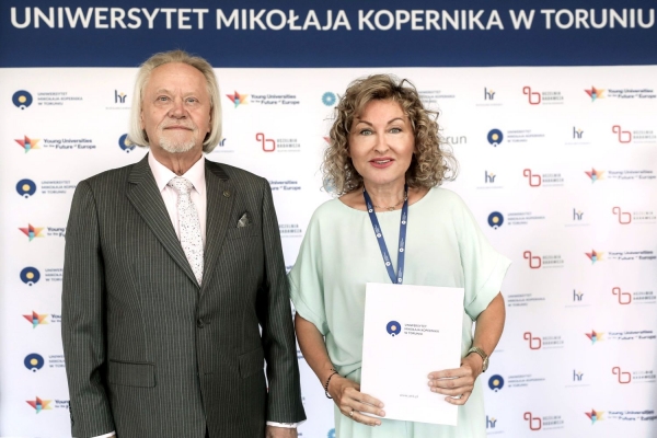 Kliknij, aby powiększyć zdjęcie.