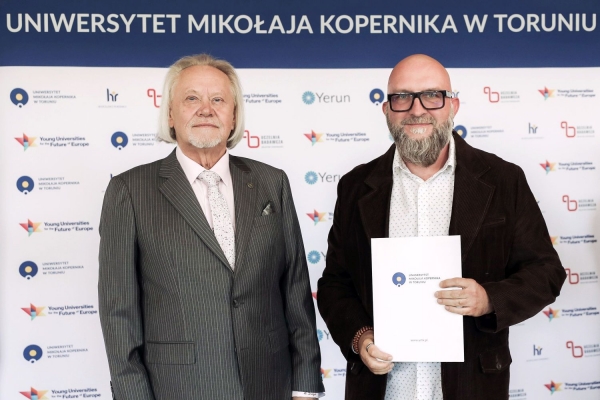 Kliknij, aby powiększyć zdjęcie.