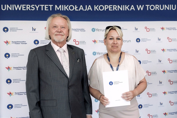Kliknij, aby powiększyć zdjęcie.