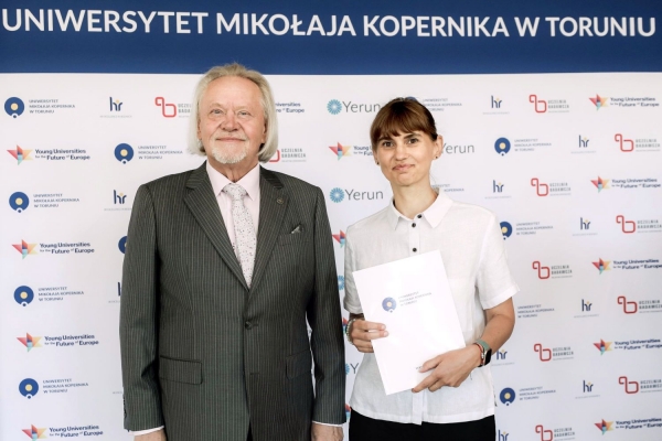 Kliknij, aby powiększyć zdjęcie.