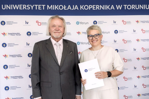 Kliknij, aby powiększyć zdjęcie.
