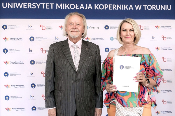 Kliknij, aby powiększyć zdjęcie.