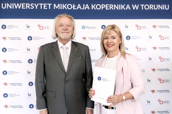 Kliknij, aby powiększyć zdjęcie.