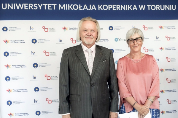 Kliknij, aby powiększyć zdjęcie.
