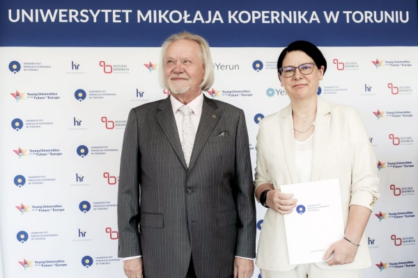Kliknij, aby powiększyć zdjęcie.