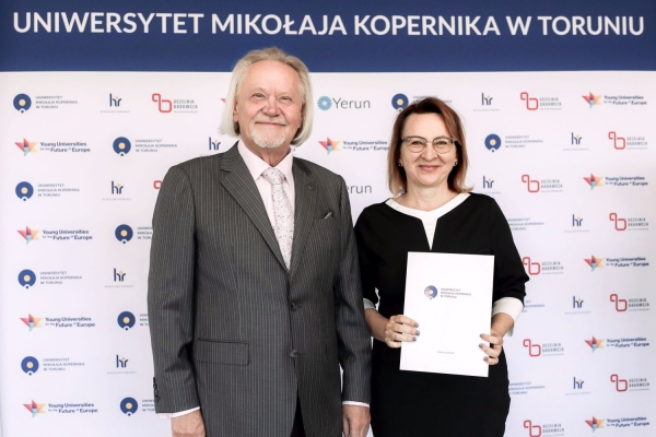 Kliknij, aby powiększyć zdjęcie.