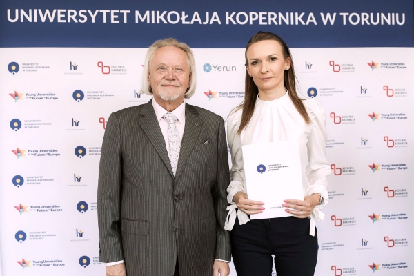 Kliknij, aby powiększyć zdjęcie.