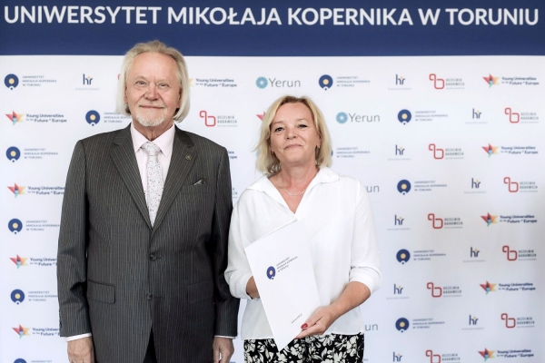 Kliknij, aby powiększyć zdjęcie.