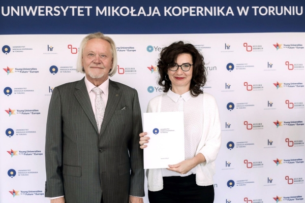 Kliknij, aby powiększyć zdjęcie.
