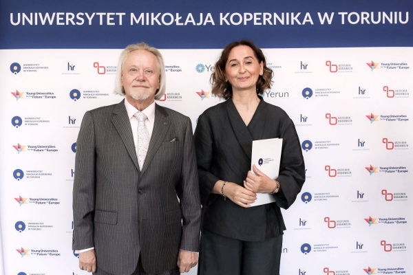 Kliknij, aby powiększyć zdjęcie.