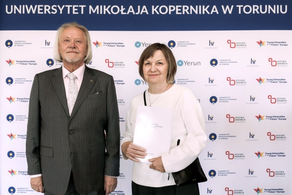 Kliknij, aby powiększyć zdjęcie.