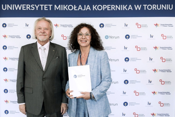Kliknij, aby powiększyć zdjęcie.