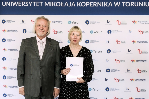 Kliknij, aby powiększyć zdjęcie.
