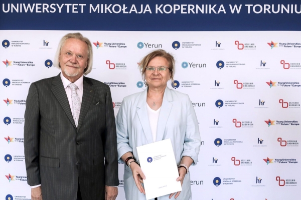 Kliknij, aby powiększyć zdjęcie.