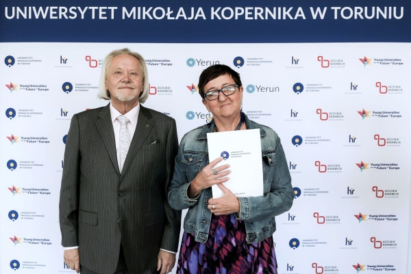 Kliknij, aby powiększyć zdjęcie.